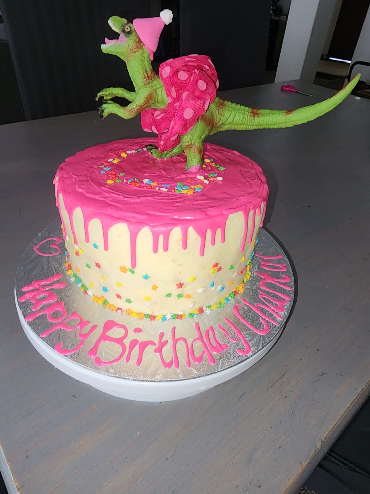 Custom birthday cake for children's party 3
